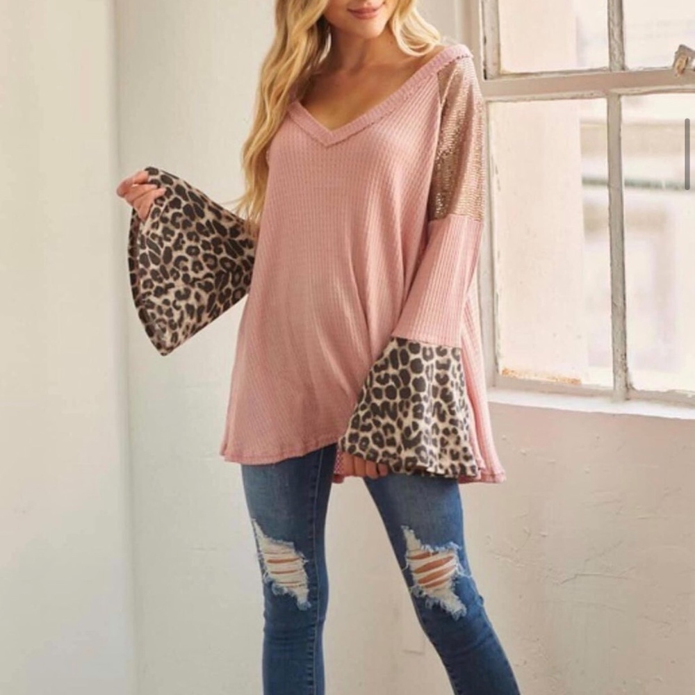 Waffle knit / cheetah top